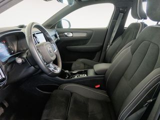Volvo XC40 B3 2WD Ultimate Dark