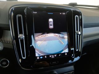 Volvo XC40 B3 2WD Ultimate Dark