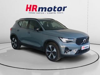 Volvo XC40 B3 2WD Ultimate Dark