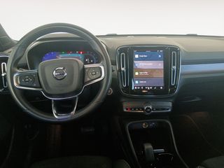 Volvo XC40 B3 2WD Ultimate Dark