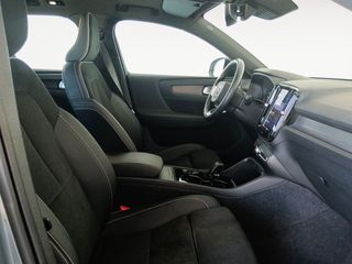 Volvo XC40 B3 2WD Ultimate Dark
