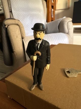 Figura Detective Hernández Tintín Bastón Bombín