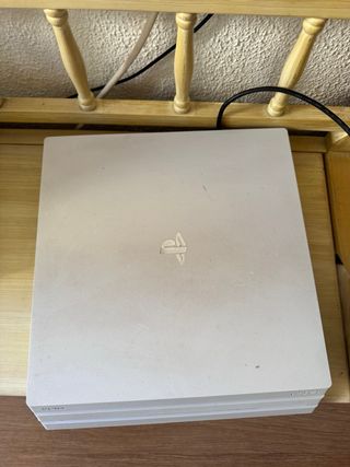Consola PS4 Pro Blanca + Mando