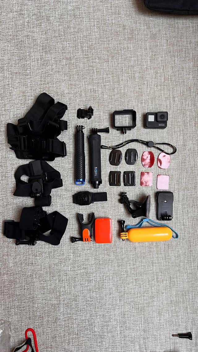 GoPro Hero 7 Black + Accesorios