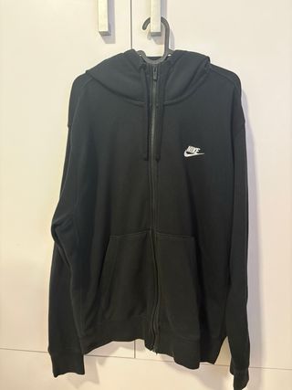 Sudadera Nike Negra con Cremallera