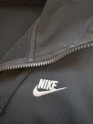 Sudadera Nike Negra con Cremallera