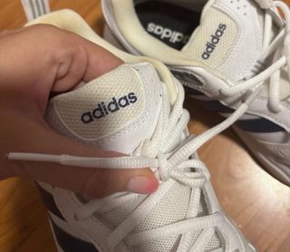 Zapatillas Adidas Blancas y Azules