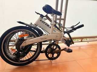 Bici Eléctrica Plegable Blanca