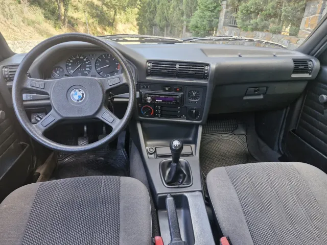 BMW e30 Coupé Techo solar