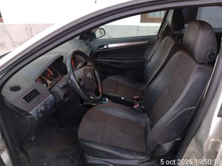 Opel Astra 2009