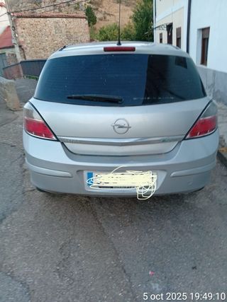 Opel Astra 2009