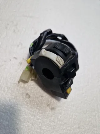 Mando Luces Sym Maxsym 600cc