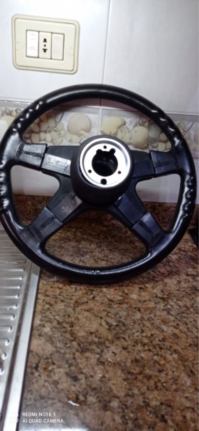 Volante Mercedes Atiwe