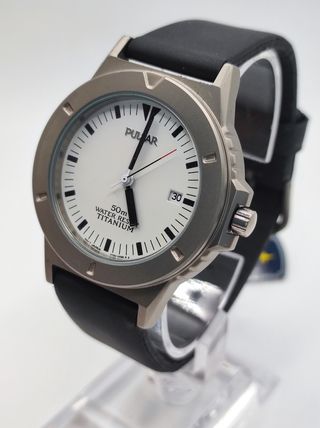 Reloj Pulsar Titanium Hombre Esfera Blanca