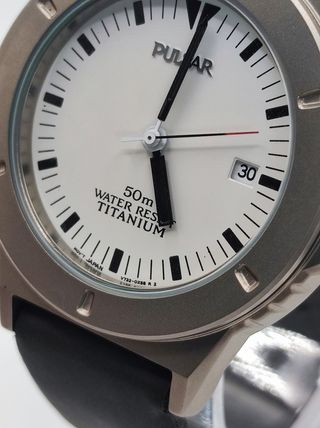 Reloj Pulsar Titanium Hombre Esfera Blanca