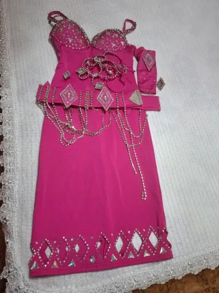 Vestido rosa con pedrería