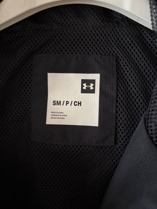 Giacca a vento Under Armour