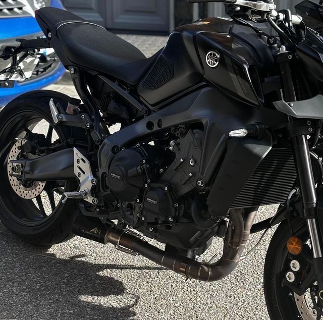 Línea Escape Yamaha Tracer GT 900 XSR900 R3 mt09
