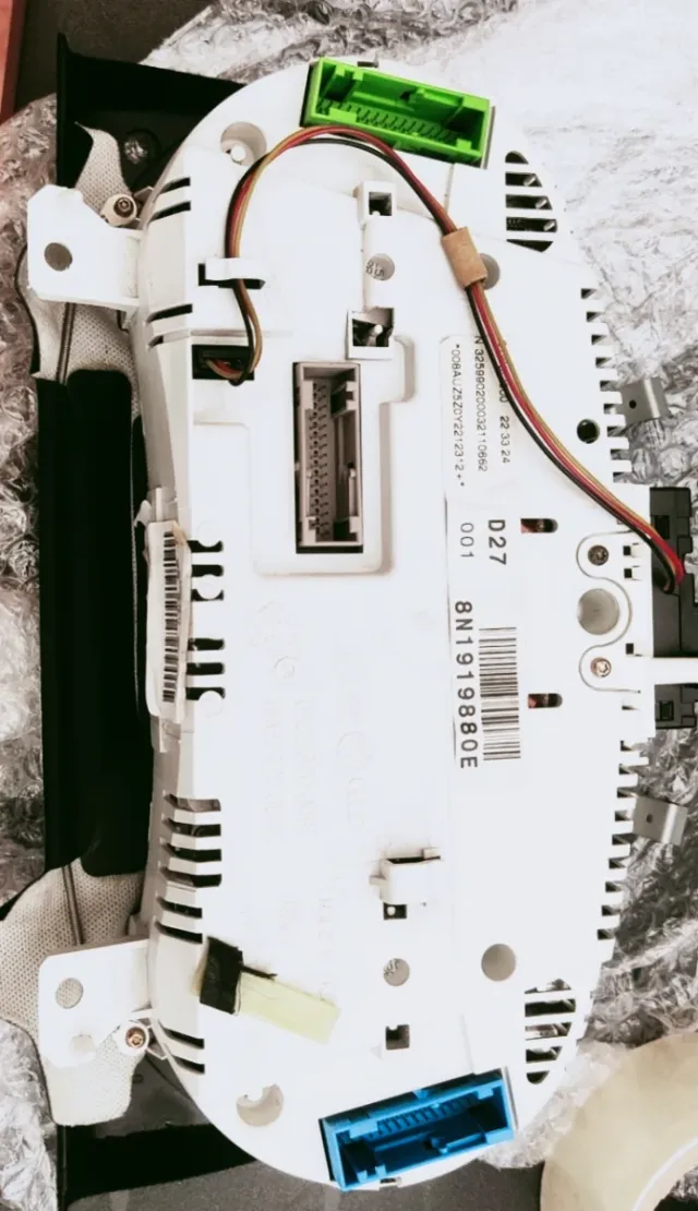 Cuadro instrumentos Audi TT MK1 Reconstruido.