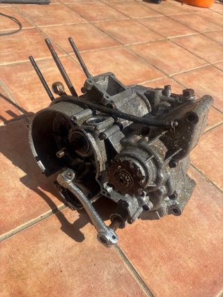 Motor AM6
