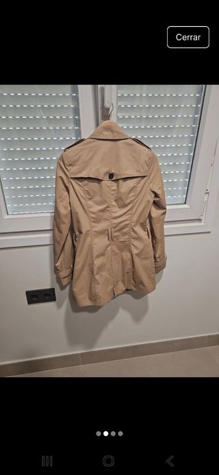 Gabardina beige mujer