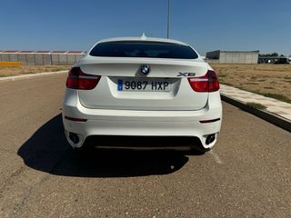 BMW X6 2011