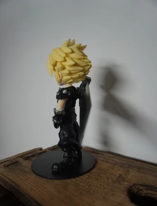 Adorable Figura de Cloud Strife. Final Fantasy VII