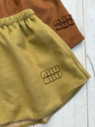 Miu Miu Falda Mini Verde Oliva y Marrón