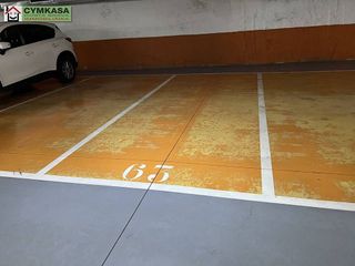 Garaje en venta en Bufalà en Badalona