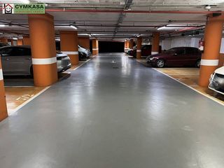 Garaje en venta en Bufalà en Badalona