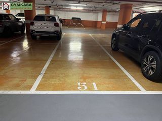 Garaje en venta en Bufalà en Badalona