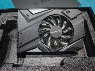 NVIDIA GTX 1650 Super 4GB Gigabyte.