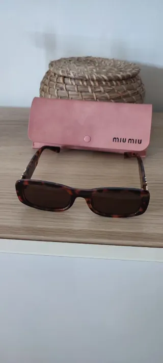 Óculos de Sol Miu Miu padrão Tartaruga