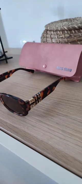 Óculos de Sol Miu Miu padrão Tartaruga