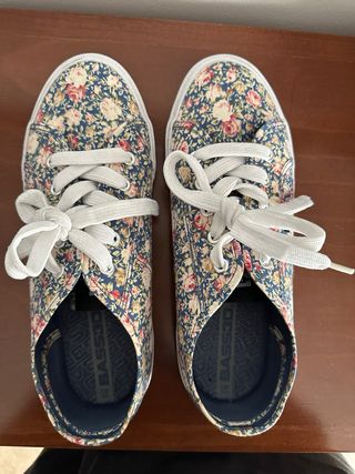 Zapatillas Bass3d flores talla 40