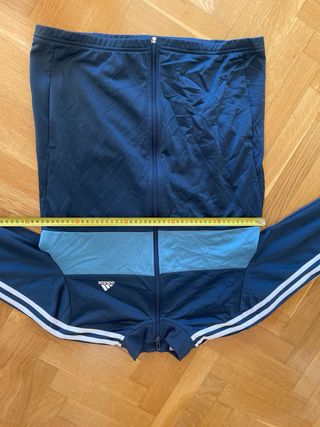 Chaqueta deportiva Adidas 