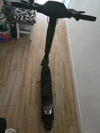 Patinete Eléctrico Verde