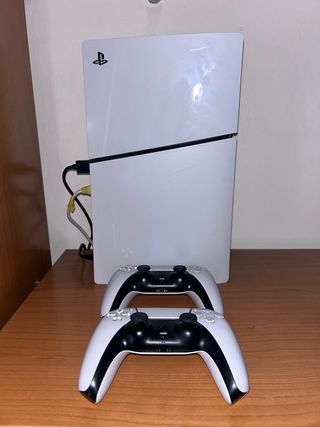 Consola PS5 + 2 Mandos DualSense