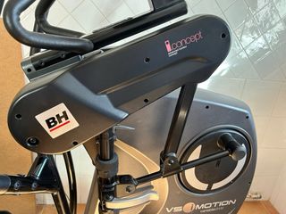 Bicicleta Elíptica BH G885 (nueva cuesta>2.500€)