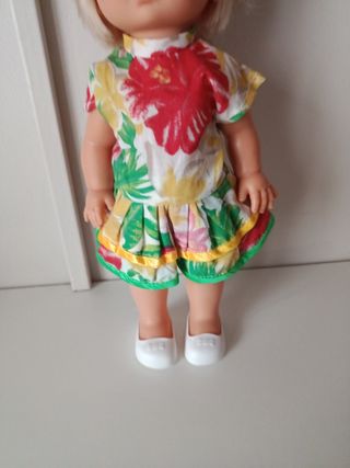 Ocasión Oferta Muñeca antigua floral