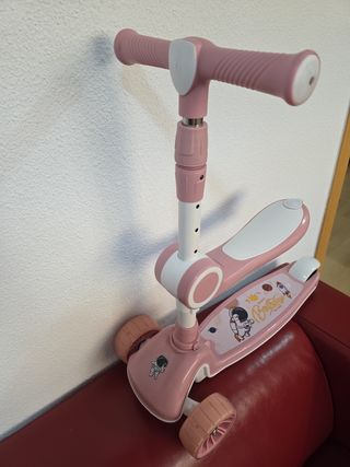 Patinete infantil 3 ruedas con asiento LED