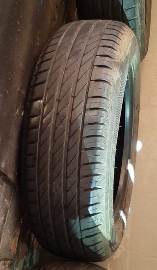 Juego de 4 Neumáticos Kleber DynaxerHP4 175/65 R14