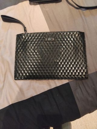 2 Bolsos: Bandolera y Mano Negros