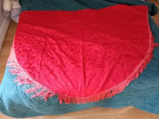 Mantón antiguo manila  rojo con flecos