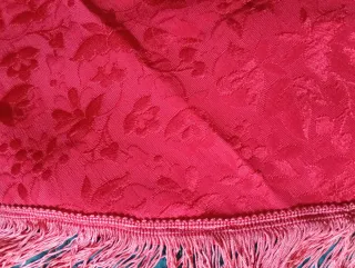 Mantón antiguo manila  rojo con flecos