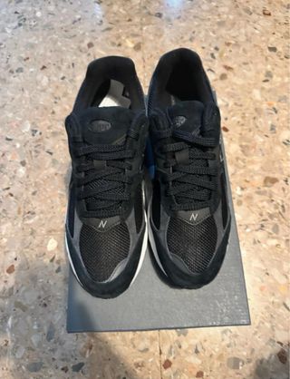 New Balance 2002R Negras
