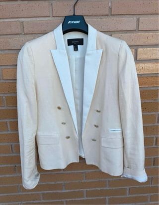 Blazer mujer Mango color champagne 