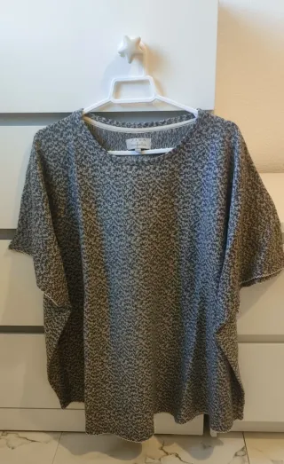 Camiseta Zara Estampada