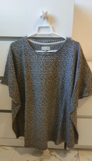 Camiseta Zara Estampada