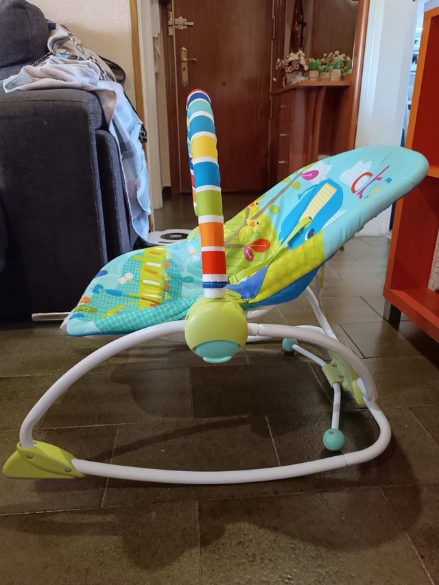 Mecedora bebé 2 posiciones con vibración